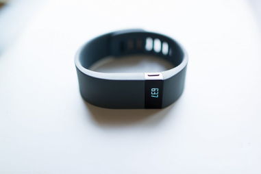 体验完全面升级 Fitbit Force智能手环深度解读